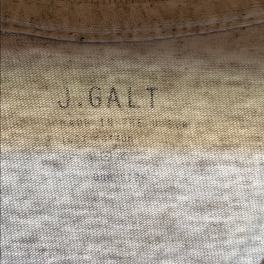 Brandy Melville Natives of the Gold-Coast Shirt - Picture 5 of 5